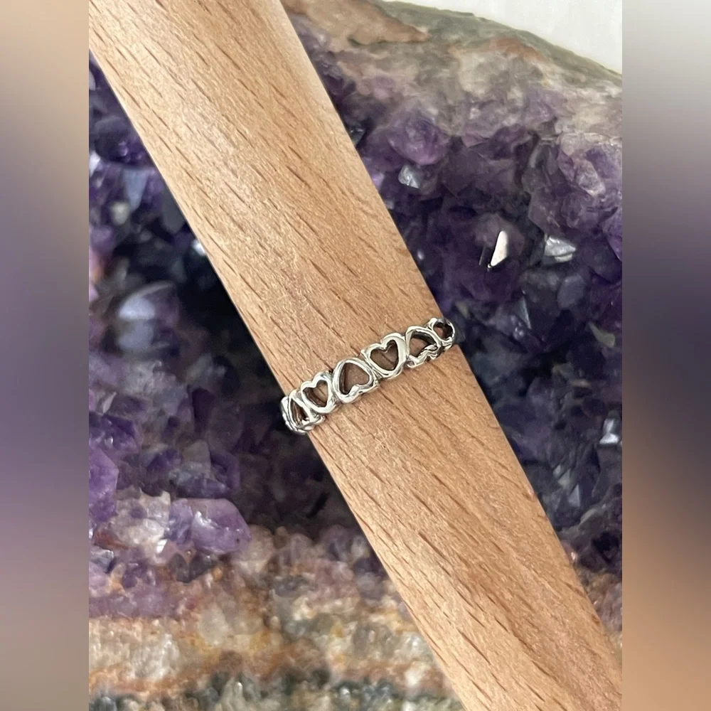 Vintage Open heart ring